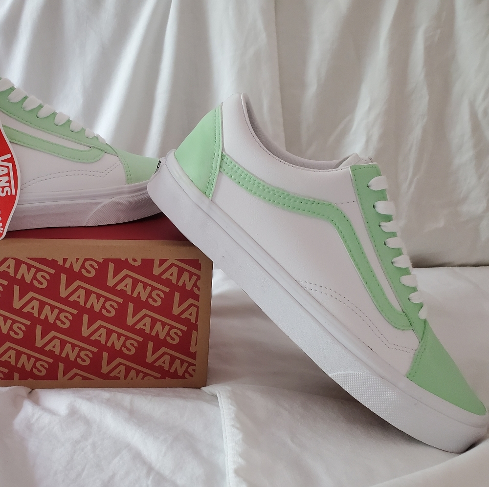 Vans Green/White Custom Shoes - Picture 4 of 6